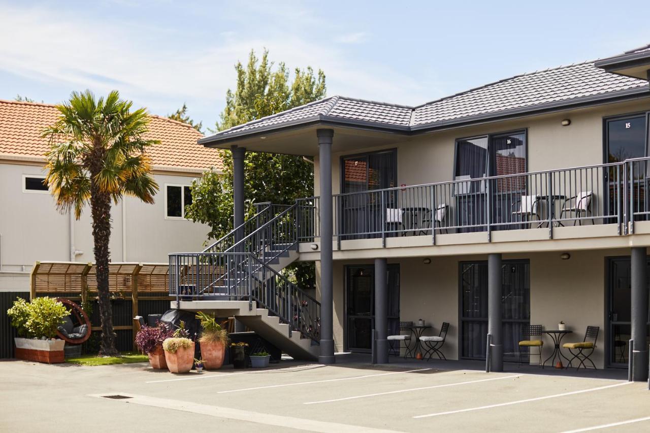 Blenheim Palms Motel Exterior foto